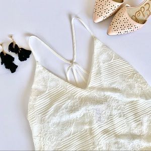 Francesca’s White Shift Dress